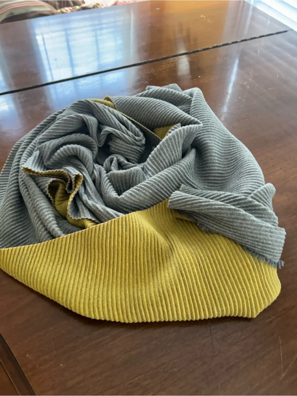 Pretty Persuasions Grey and Mustard Ribbed Scarf 24“ x 80“